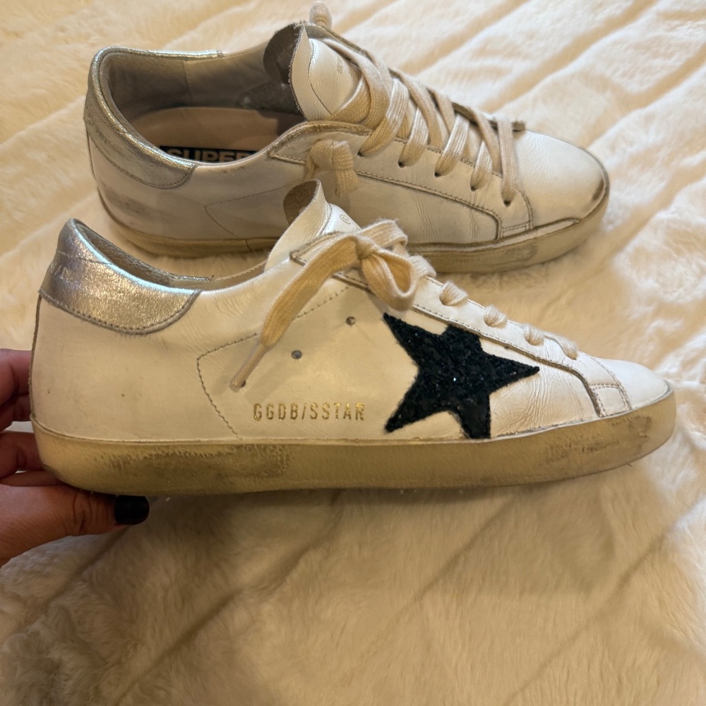 Golden Goose Superstar size 37